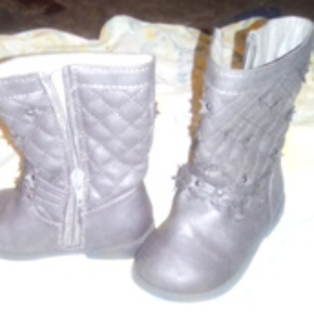 Grey little girls boots Rampage Girls size 6